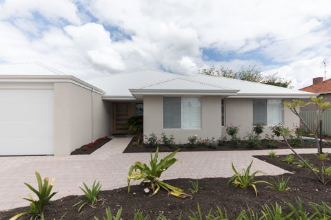 Epsom On Swan Bed & Breakfast - Kawana Tourism 1