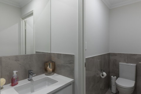 Epsom On Swan Bed & Breakfast - Kawana Tourism 15