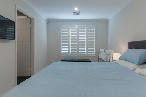 Epsom On Swan Bed & Breakfast - Kawana Tourism 9
