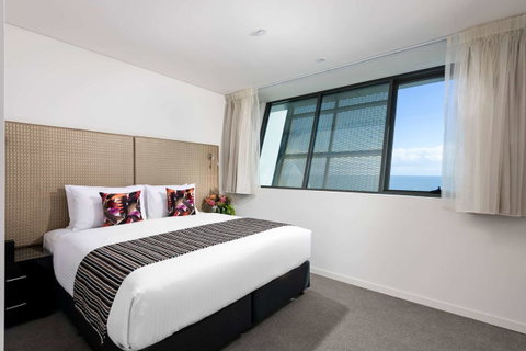 Ramada By Wyndham VetroBlu Scarborough Beach - Kawana Tourism 24