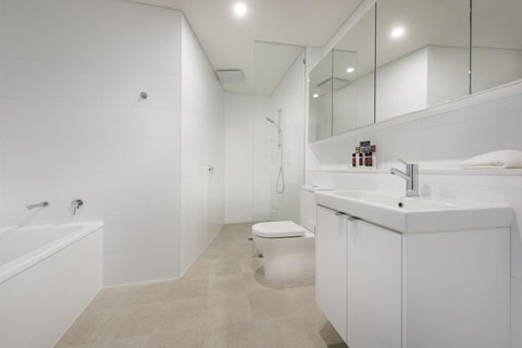 Ramada By Wyndham VetroBlu Scarborough Beach - Kawana Tourism 29