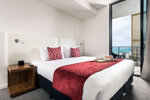 Ramada By Wyndham VetroBlu Scarborough Beach - Kawana Tourism 0