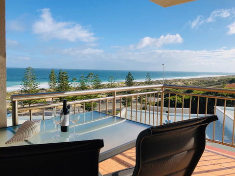 Ocean View-breath Taking Views, Amazing Facilities - Kawana Tourism 17