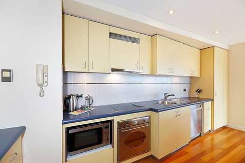 Ocean View-breath Taking Views, Amazing Facilities - Kawana Tourism 13