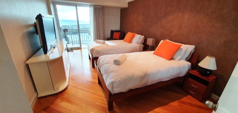 Ocean View-breath Taking Views, Amazing Facilities - Kawana Tourism 10