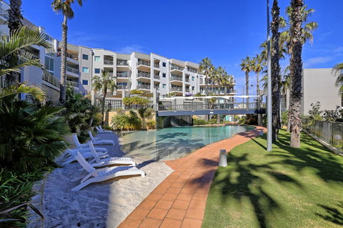 Ocean View-breath Taking Views, Amazing Facilities - Kawana Tourism 0