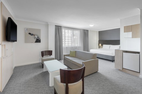 Rendezvous Hotel Perth Central - Kawana Tourism 13