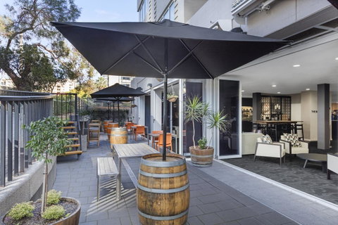 Rendezvous Hotel Perth Central - Kawana Tourism 28