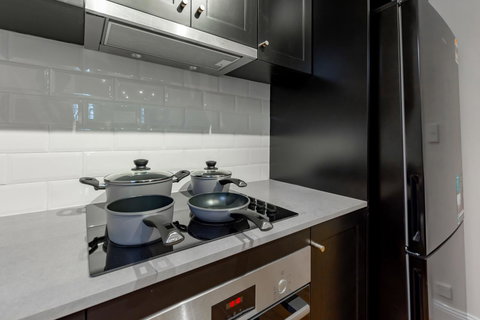 Heritage Townhouse Near Harbour Bridge - Kawana Tourism 14