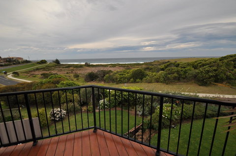 Beachfront Apartments - Kawana Tourism 0