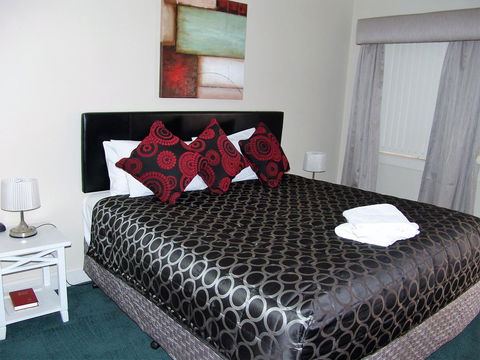 Ben Chifley Motor Inn - Kawana Tourism 25