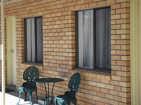 Ben Chifley Motor Inn - Kawana Tourism 43