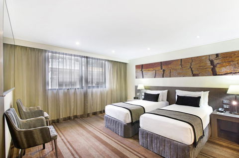 Rydges World Square - Kawana Tourism 11