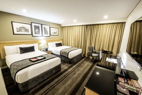 Rydges World Square - Kawana Tourism 3