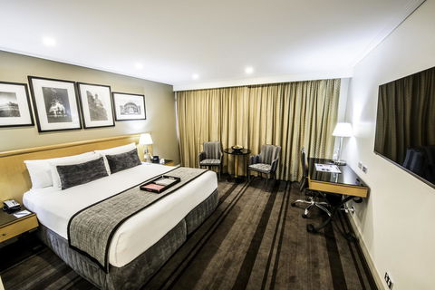 Rydges World Square - Kawana Tourism 10