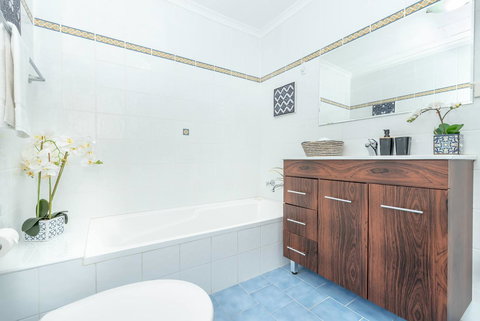 Apartments In Pyrmont - Kawana Tourism 34