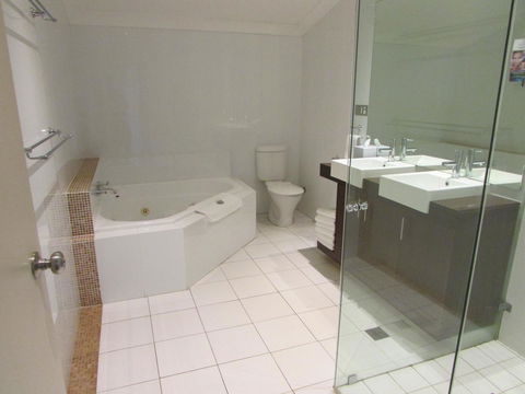 Crowne Plaza Hawkesbury Valley, An IHG Hotel - Kawana Tourism 14