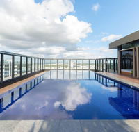 Japanese Style waterfront apt wt rooftop pool - Kawana Tourism