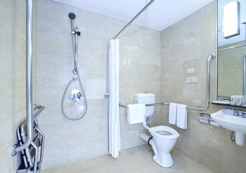 Crowne Plaza Sydney Coogee Beach, An IHG Hotel - Kawana Tourism 28