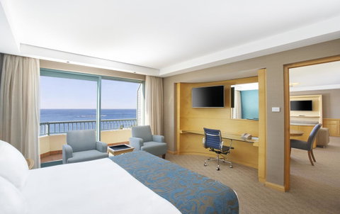 Crowne Plaza Sydney Coogee Beach, An IHG Hotel - Kawana Tourism 42