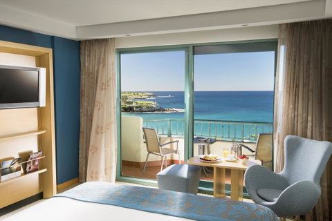 Crowne Plaza Sydney Coogee Beach, An IHG Hotel - Kawana Tourism 18