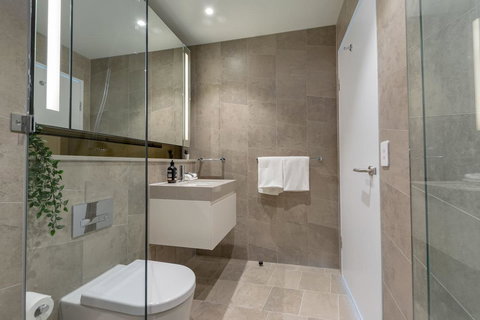 High Rise Apt In Heart Of Sydney Wt Harbour View - Kawana Tourism 15