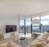 High Rise apt in Heart of Sydney wt Harbour View - Kawana Tourism