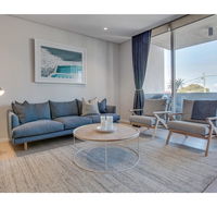 Oceanside Elegance At Superb Home Steps From Sand - Kawana Tourism