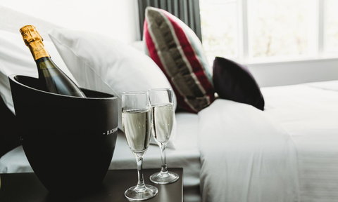 Coniston Hotel Wollongong - Kawana Tourism 8