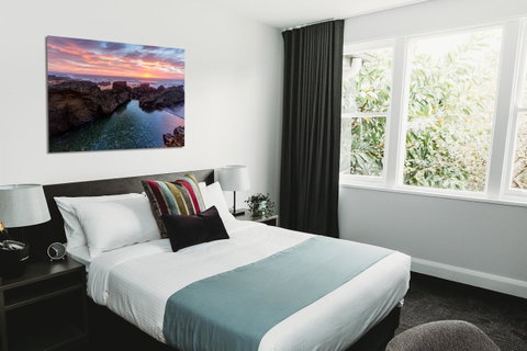 Coniston Hotel Wollongong - Kawana Tourism 1