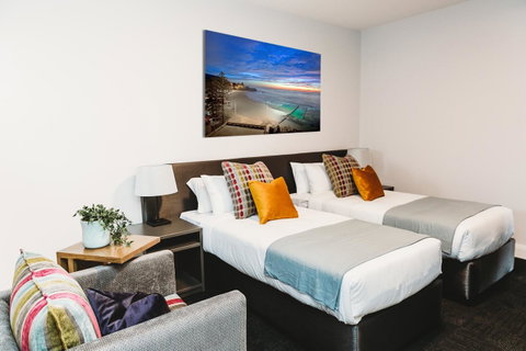 Coniston Hotel Wollongong - Kawana Tourism 3