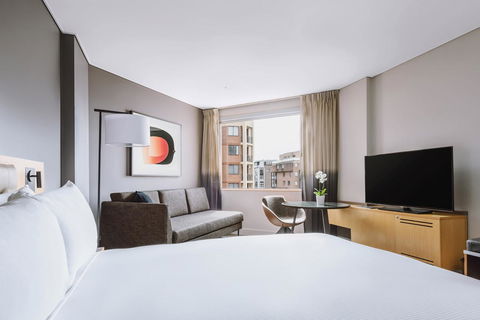 Novotel Sydney Darling Harbour - Kawana Tourism 19