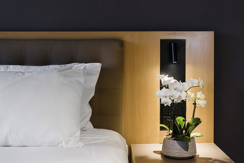Novotel Sydney Darling Harbour - Kawana Tourism 7