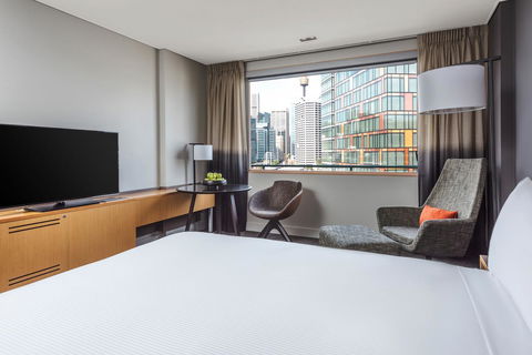 Novotel Sydney Darling Harbour - Kawana Tourism 5