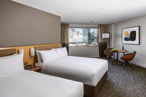 Novotel Sydney Darling Harbour - Kawana Tourism 11