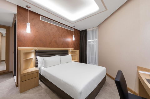 Rydges Australia Square, Formerly Tank Stream Hotel - Kawana Tourism 13