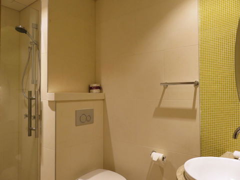 Rydges Australia Square, Formerly Tank Stream Hotel - Kawana Tourism 1