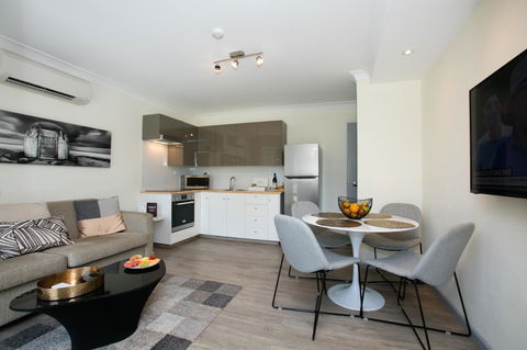 BEST WESTERN PLUS Apollo Hotel Newcastle - Kawana Tourism 21