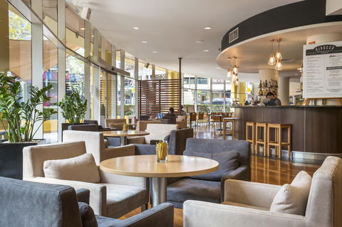 Holiday Inn Sydney Potts Point - Kawana Tourism 5