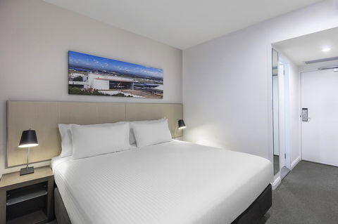 Travelodge Hotel Sydney Airport - Kawana Tourism 26