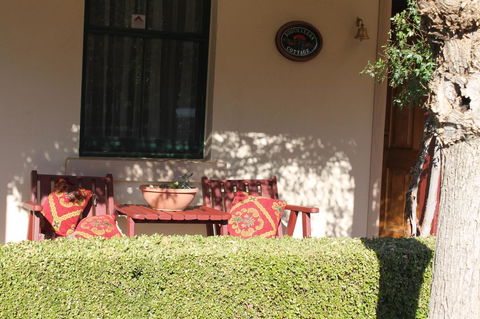 Boot Makers Cottage - Kawana Tourism 2