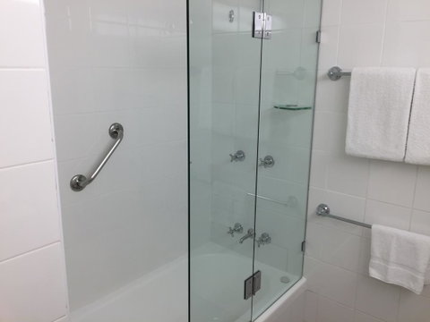 Coogee Sands Hotel & Apartments - Kawana Tourism 15