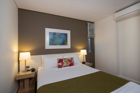 Coogee Sands Hotel & Apartments - Kawana Tourism 2