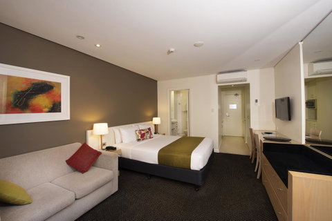 Coogee Sands Hotel & Apartments - Kawana Tourism 14