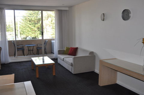 Coogee Sands Hotel & Apartments - Kawana Tourism 35
