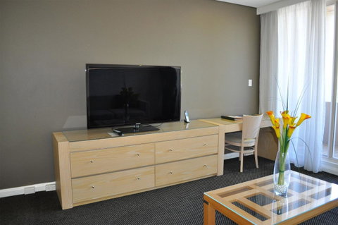 Coogee Sands Hotel & Apartments - Kawana Tourism 37