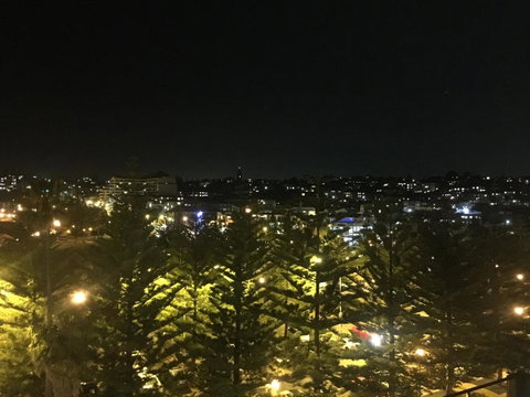 Coogee Sands Hotel & Apartments - Kawana Tourism 25