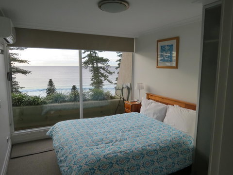 Manly Paradise Motel & Apartments - Kawana Tourism 26