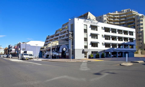 Manly Paradise Motel & Apartments - Kawana Tourism 0