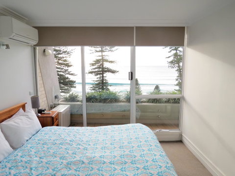 Manly Paradise Motel & Apartments - Kawana Tourism 23